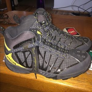 Nike ACG boots